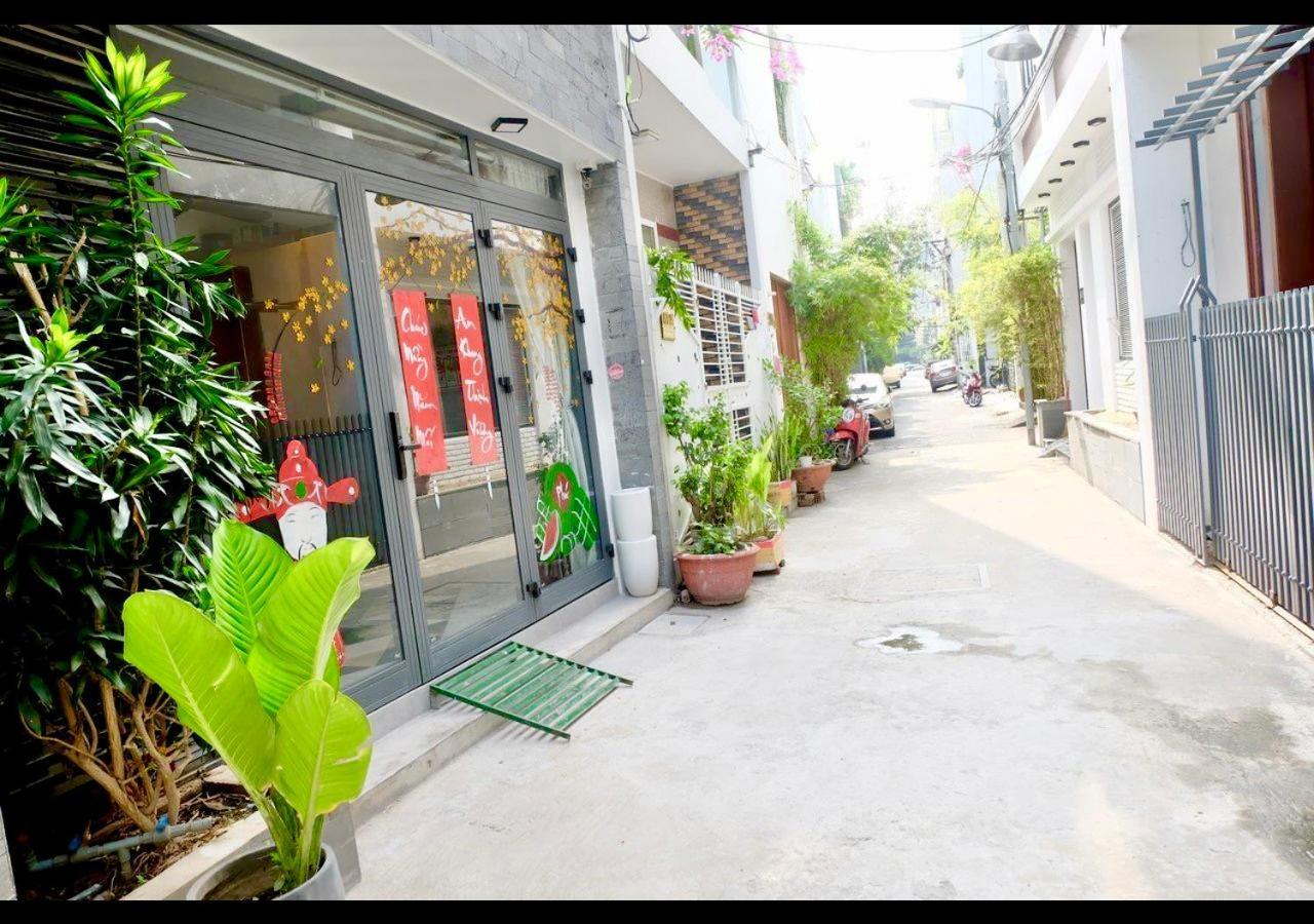 Uri House, 1- 2 Bedroom Tourism Apt, 5' Walk Dragon Bridge Дананг Екстериор снимка